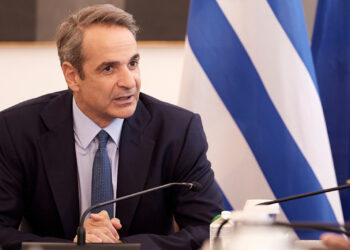 Κατώτατο μισθό στα 920 ευρώ ανακοίνωσε ο Κυριάκος Μητσοτάκης