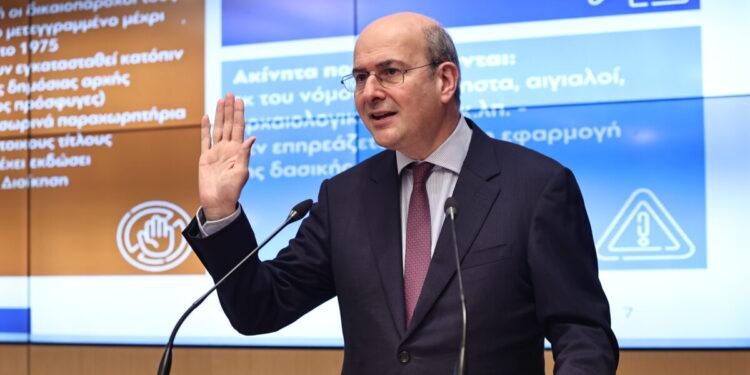 K.Χατζηδάκης: Δέσμη 25 παρεμβάσεων συνολικού ύψους 5,3 δισ. ευρώ