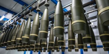 Ο Όμιλος CSG εξασφαλίζει νέο σημαντικό συμβόλαιο για την προμήθεια πυρομαχικών πυροβολικού