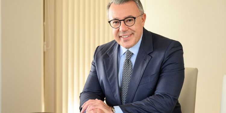 Alpha Bank: Απέκτησε το 69,61% της Alpha Trust