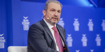 Αλ. Εξάρχου: Ιστορική ευκαιρία για την Ελλάδα ο Κάθετος Διάδρομος