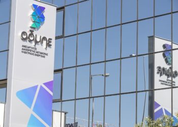 AΔΜΗΕ: Τα βαριά πορτοφόλια του Λονδίνου και οι επαφές Καράμπελα, Μανουσάκη με τα funds