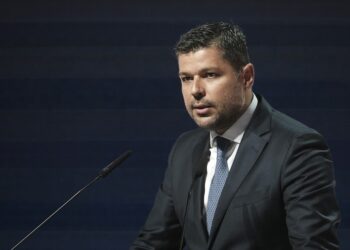 ΔΕΗ: Ποια ονόματα δηλώνουν παρόν στην αύξηση κεφαλαίου
