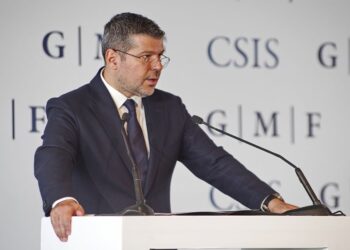 ΔΕΗ: Στα €18 δισ. οι προσφορές για την ΑΜΚ – Αντλεί €4,25 δισ.