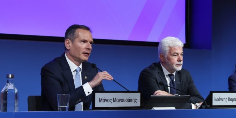 ΑΔΜΗΕ: Επενδύει στη νέα γενιά έργων
με ισχυρή ώθηση από την αύξηση μετοχικού κεφαλαίου