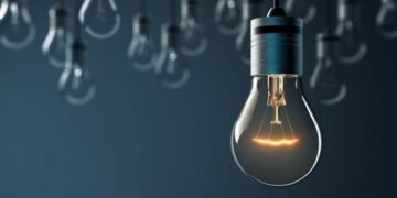Σταθεροποιητικές τάσεις στα τιμολόγια ρεύματος τον Ιούλιo